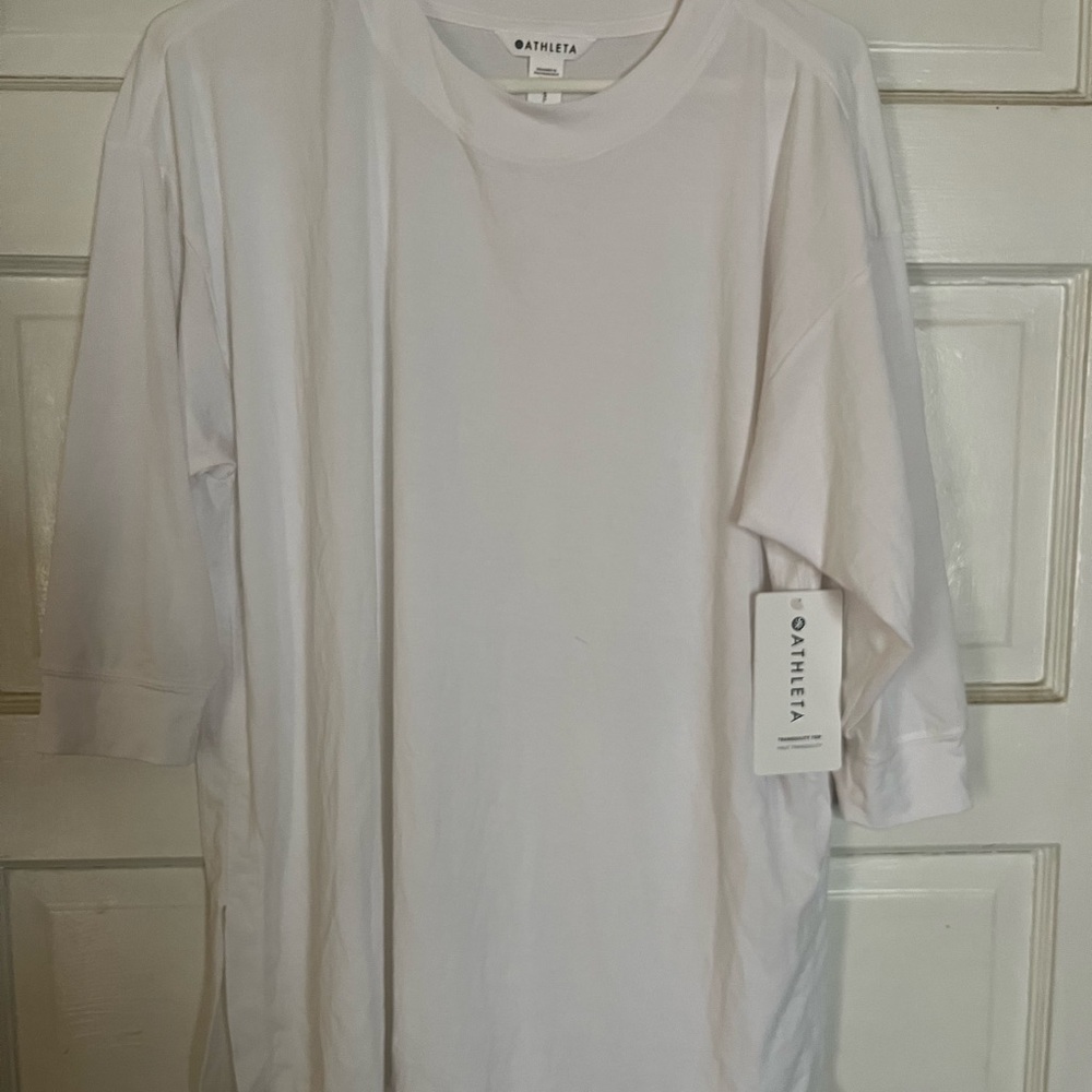 Athleta tranquility top